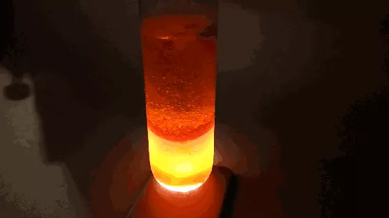  does a lava lamp work red